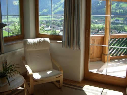 Ferienwohnung Sonnentraum Hainzenberg Exterior foto